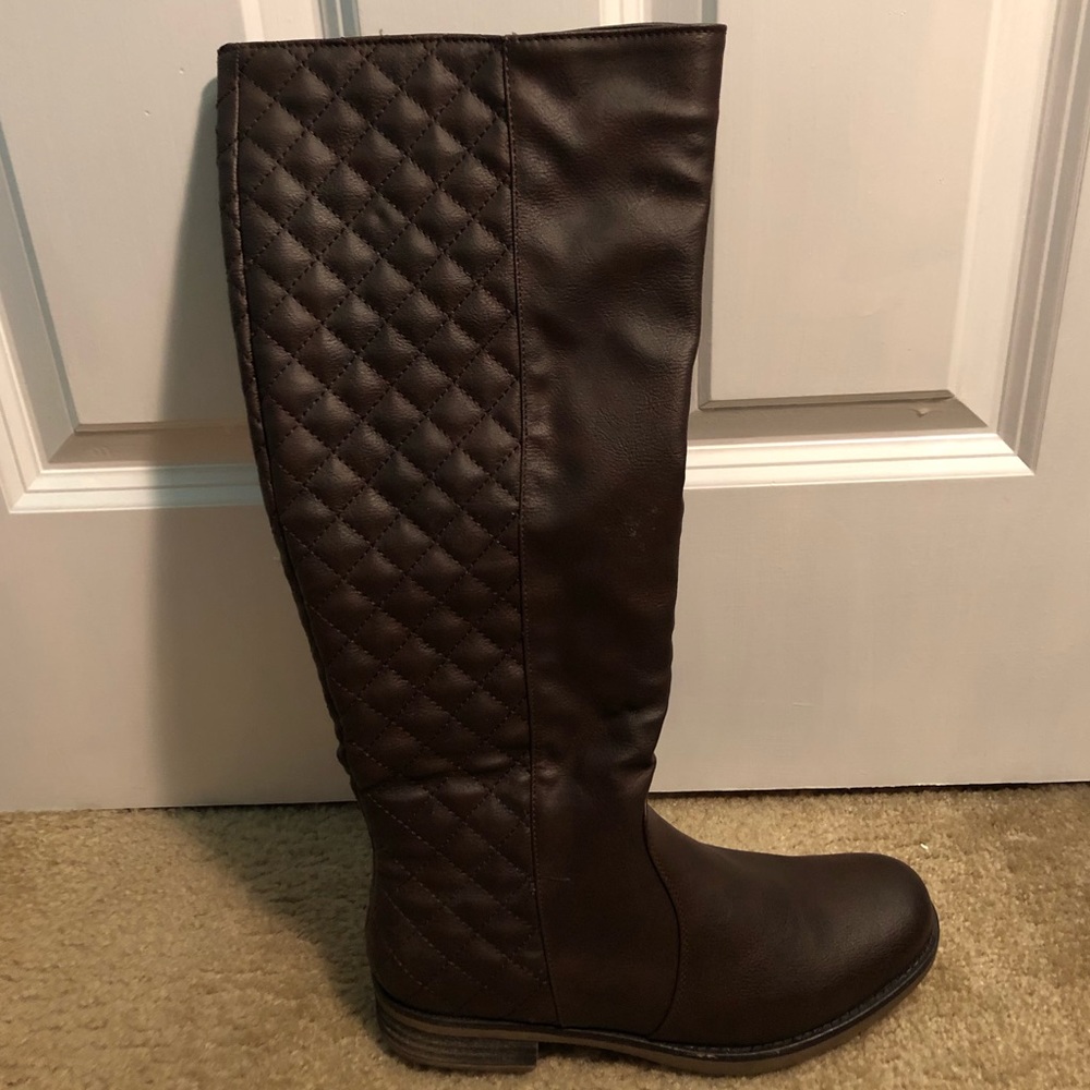 Brown boots